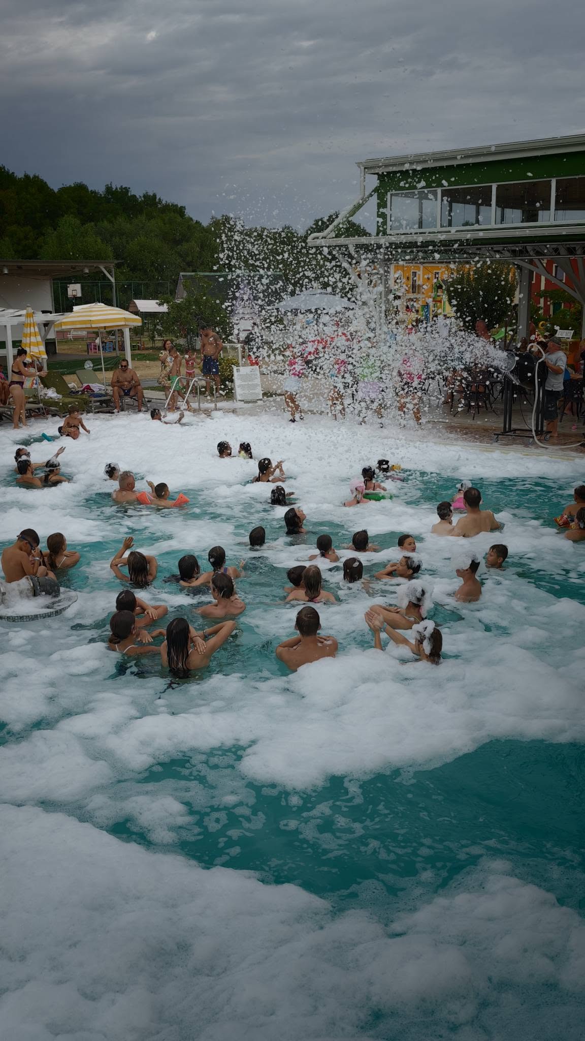 În perioada 21-27 august, grupa Swim4life Brașov a participat la cantonamentul de vară din Kranevo, Bulgaria. - 17