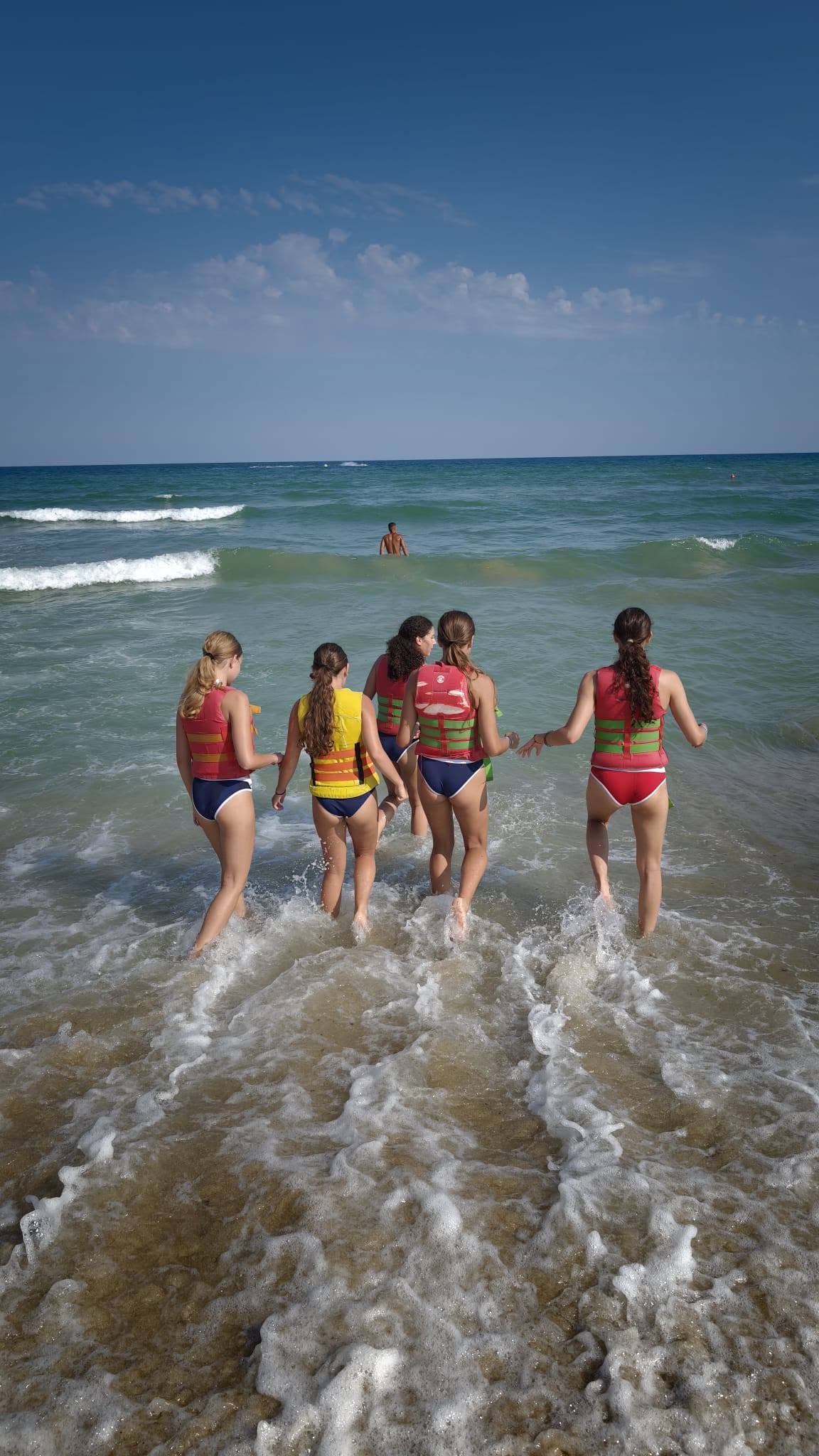 În perioada 21-27 august, grupa Swim4life Brașov a participat la cantonamentul de vară din Kranevo, Bulgaria. - 18