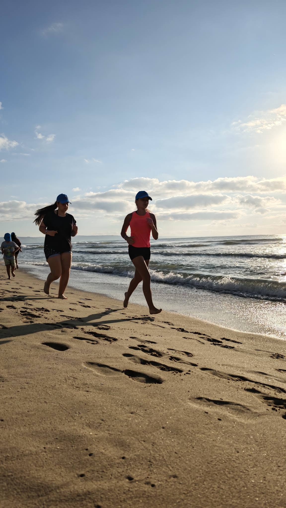 În perioada 21-27 august, grupa Swim4life Brașov a participat la cantonamentul de vară din Kranevo, Bulgaria. - 24